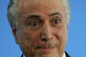Presidente interino não é o primeiro a ser satirizado por uma conta fake nas redes sociais