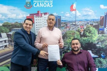 Heider Couto, Nedy e Adriano Agitassamba: emenda de Cherini garante recursos para compra de cestas básicas. Foto: Divulgação