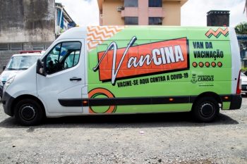 Projeto estreia neste sábado no Rio Branco e vai percorrer bairros da cidade para aplicar primeira e segunda dose em que não se vacinou ainda. Foto: Guilherme Pereira/EComPMC