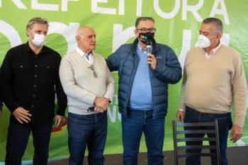 Felipe Martini, Lasier Martins, Jairo Jorge e Dr. Nedy: encontro no Prefeitura na Rua é a proximidade que o senador quer de olho em 2022. Foto: Divulgação