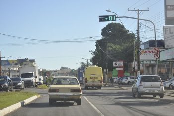 Toda extensão e em ambos os sentidos da avenida Dorival de Oliveira, a principal artéria urbana de Gravataí, vai passar por revitalização no ano que vem.