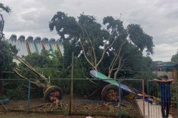 Escola Nossa Senhora de Fátima teve danos com tempestade