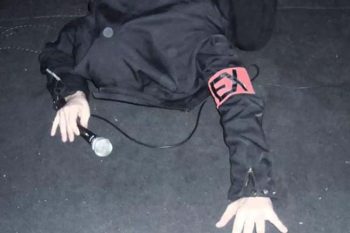 x3