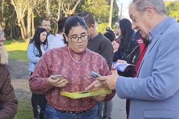 Zaffa mostra aplicativo na Feira da Empregabilidade, na Morada do Vale