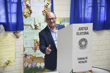 Zaffa votando neste domingo